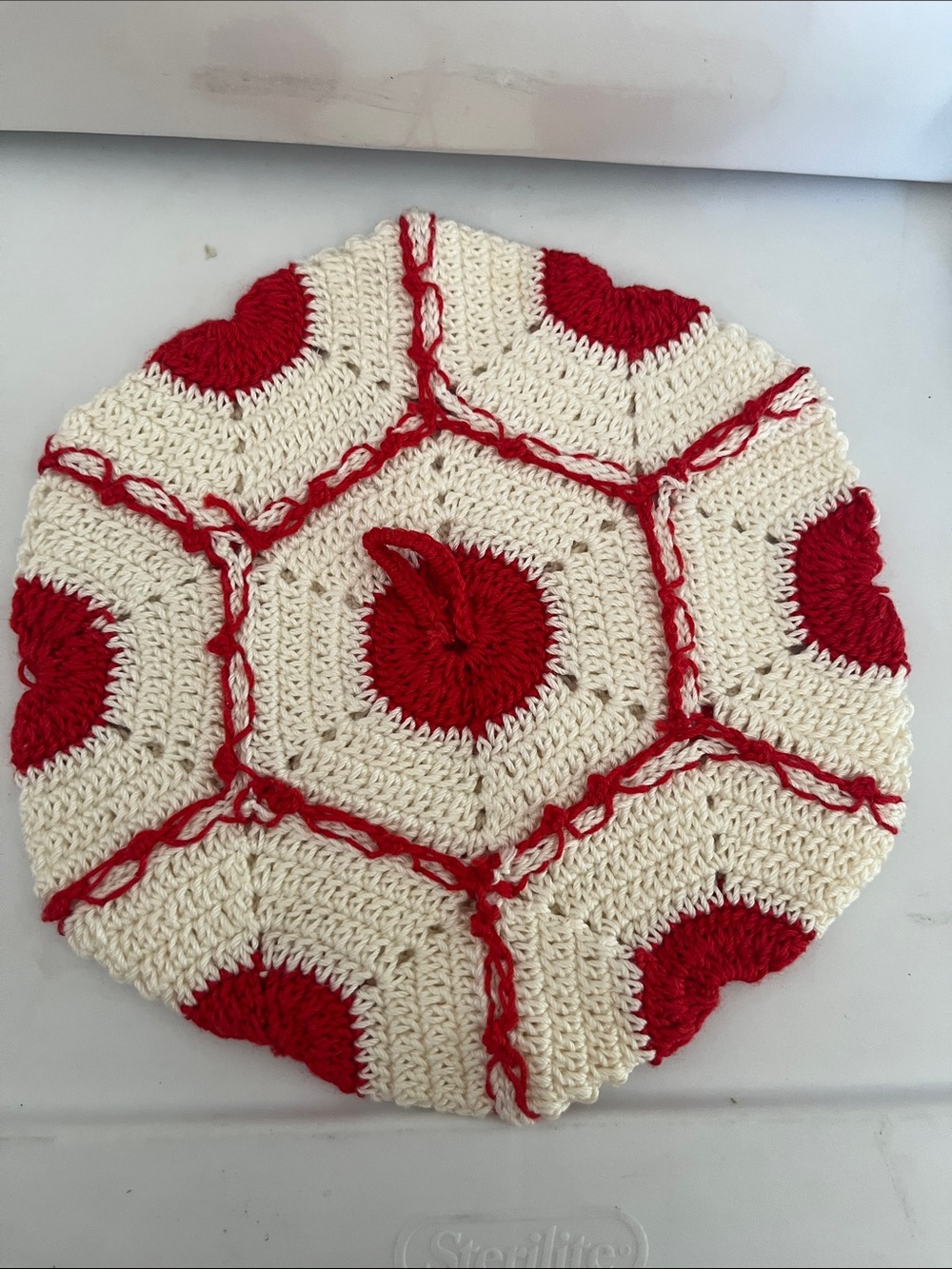 Red/White Potholder Vintage